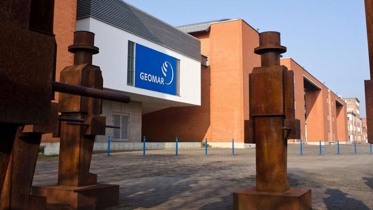 GEOMAR Hörsaal von der Schwentine aus